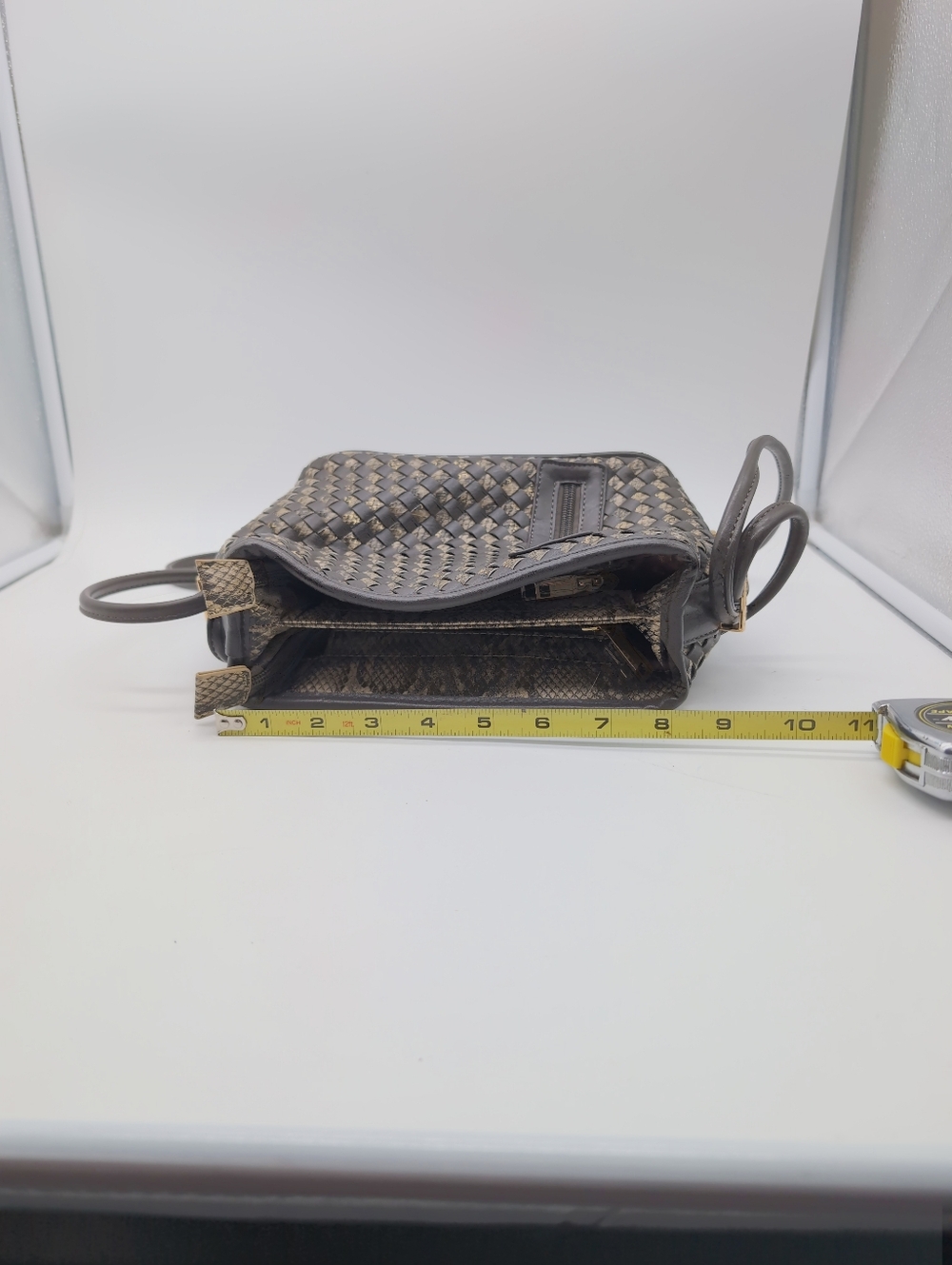 Samoe Rattlesnake Convertible Strap Women's Black Woven Bag Purse - Picture 10 of 11